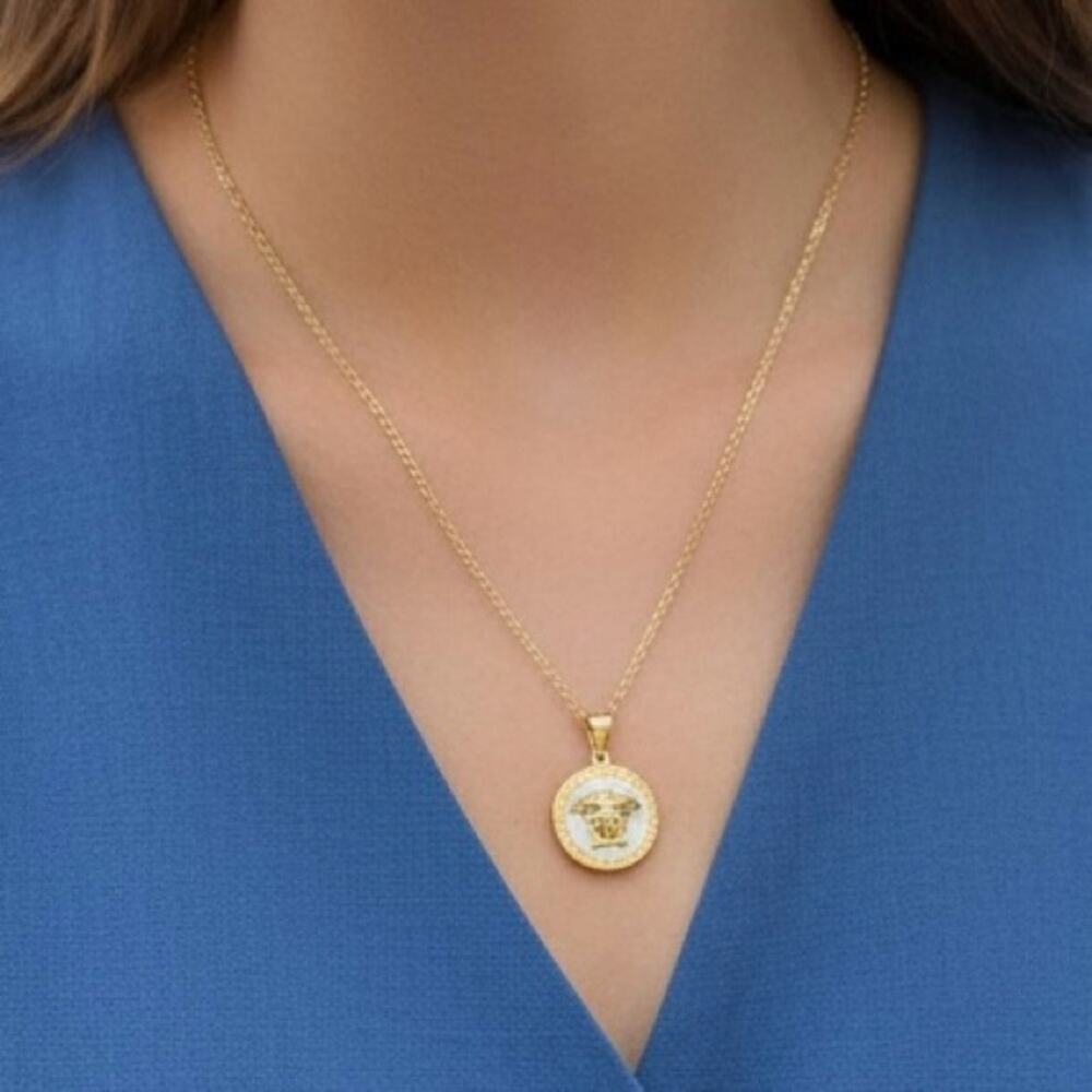 18K Gold Plated Medusa Pendant Necklace